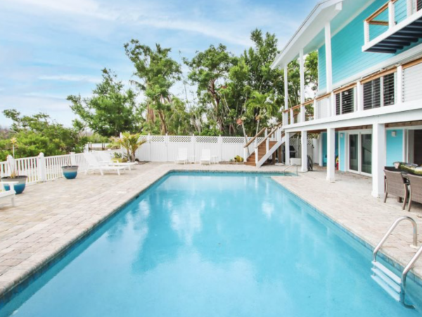 Captiva Island Vacation Rental with 6 Bedrooms & Pool Deeded Beach Access 4 Min Stroll Away